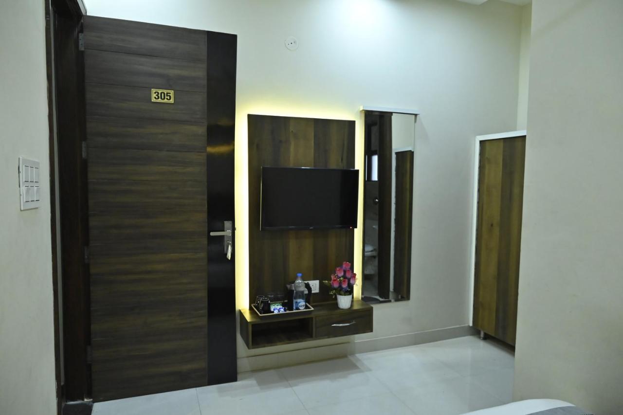 Hotel Guntas Residency Amritsar Exteriér fotografie