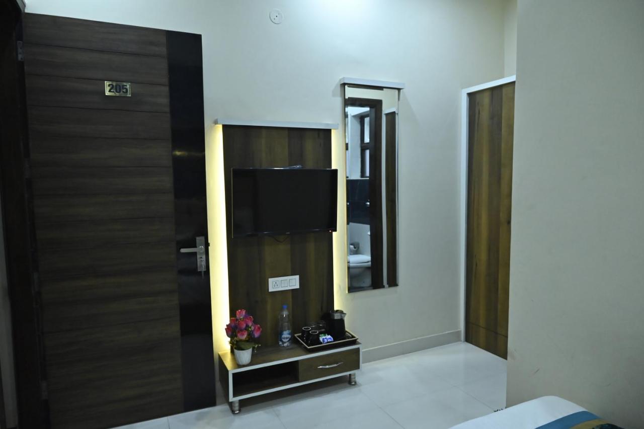 Hotel Guntas Residency Amritsar Exteriér fotografie